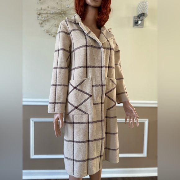 Cardigan - Picture 1 of 4